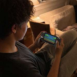 Retro Handheld Game Console - 100+ Classic Games (view 9)