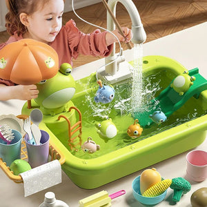 Little Helpers Water Play Sink – to play together as a family