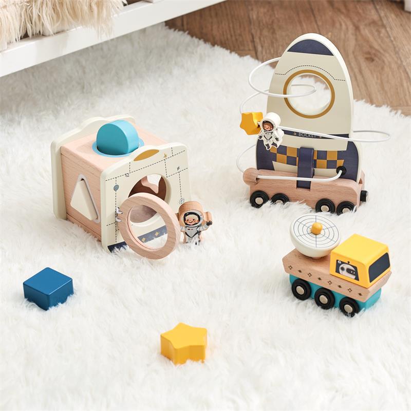 Wooden Montessori Educational Stacking Rocket & Building Block Toy Set – for babies and toddlers